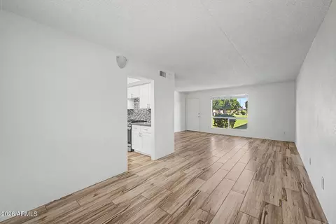 7141 N 16th St #10, Phoenix, AZ 85020