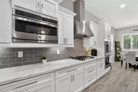 Kitchen - 1177 E Kingbird Dr, Gilbert, AZ 85297 photo 4 of 5