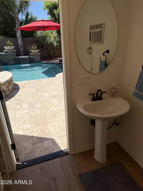 Bath - 1177 E Kingbird Dr, Gilbert, AZ 85297 photo 5 of 8