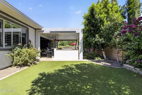 Exterior - 1177 E Kingbird Dr, Gilbert, AZ 85297 photo 10 of 13
