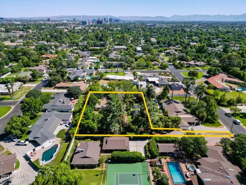 View/Area - 6121 N 3rd Ave, Phoenix, AZ 85013 photo 6 of 10