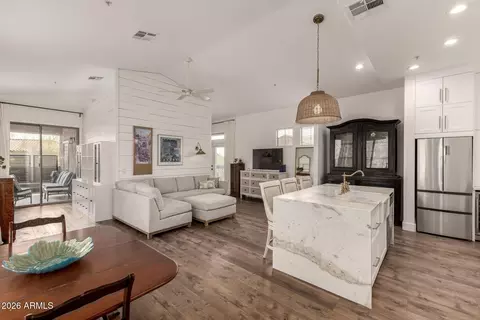 20801 N 90th Pl #228, Scottsdale, AZ 85255