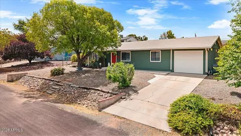 8601 E Crater Ct, Prescott Valley, AZ 86314