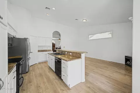 Kitchen - 11465 E Decatur St, Mesa, AZ 85207 photo 2 of 3