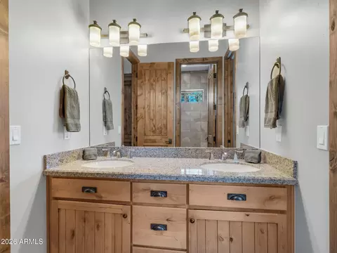 Bath - 1927 E Bare Oak Loop, Flagstaff, AZ 86005 photo 5 of 6