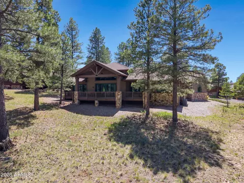 Exterior - 1927 E Bare Oak Loop, Flagstaff, AZ 86005 photo 9 of 11