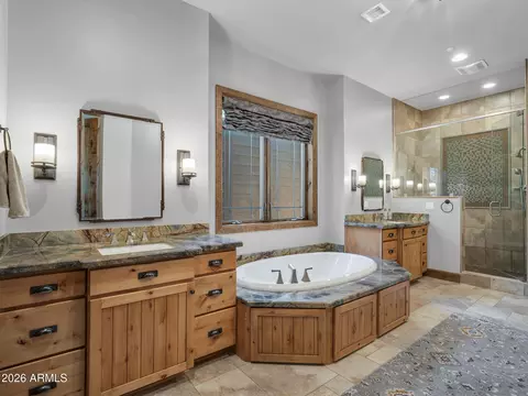 Bath - 1927 E Bare Oak Loop, Flagstaff, AZ 86005 photo 1 of 6