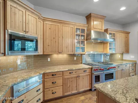 Kitchen - 1927 E Bare Oak Loop, Flagstaff, AZ 86005 photo 5 of 7
