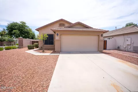 8203 W Tonto Ln, Peoria, AZ 85382