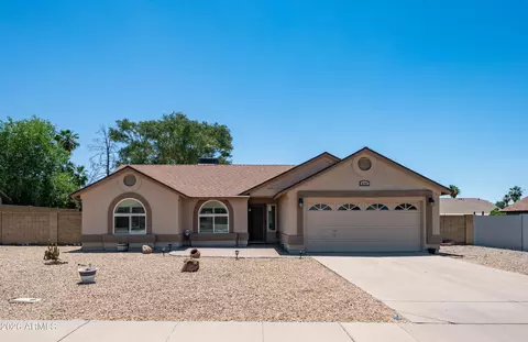 6737 E Ingram St, Mesa, AZ 85205