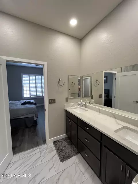 Bath - 7445 Eagle Crest Dr #1064, Mesa, AZ 85207 photo 3 of 11