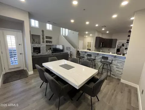 Dining - 7445 Eagle Crest Dr #1064, Mesa, AZ 85207 photo 1 of 1