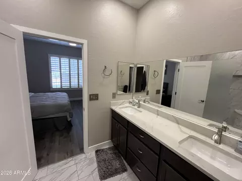Bath - 7445 Eagle Crest Dr #1064, Mesa, AZ 85207 photo 4 of 11