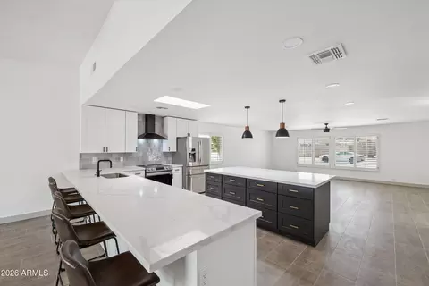 4446 E Coconino St, Phoenix, AZ 85044
