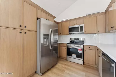 Kitchen - 9934 Empress Ave, Mesa, AZ 85208 photo 2 of 2