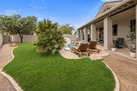 Exterior - 229 E Jordon Ln, Phoenix, AZ 85086 photo 6 of 7