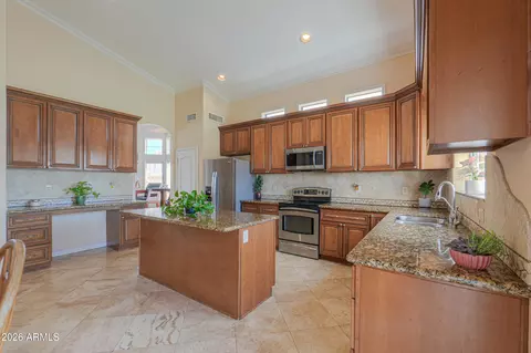 Kitchen - 821 W Rawhide Ave, Gilbert, AZ 85233 photo 3 of 5