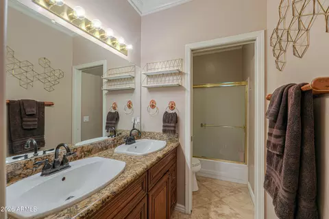 Bath - 821 W Rawhide Ave, Gilbert, AZ 85233 photo 3 of 4