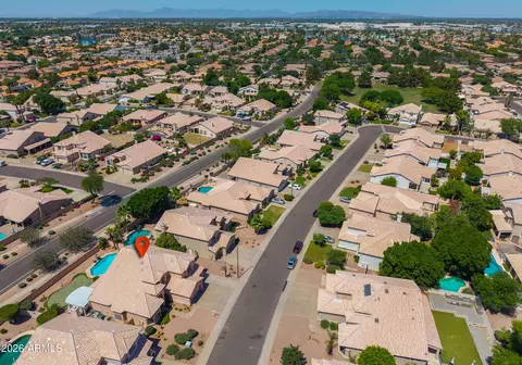 View/Area - 821 W Rawhide Ave, Gilbert, AZ 85233 photo 5 of 9
