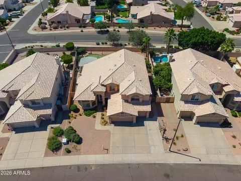 View/Area - 821 W Rawhide Ave, Gilbert, AZ 85233 photo 6 of 9