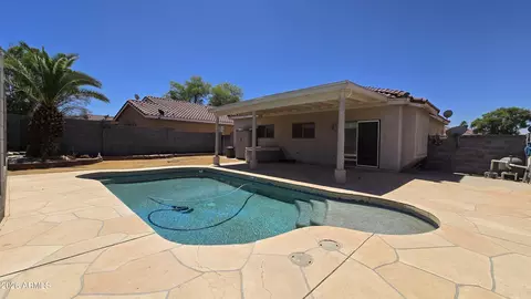 10554 W Louise Dr, Peoria, AZ 85383