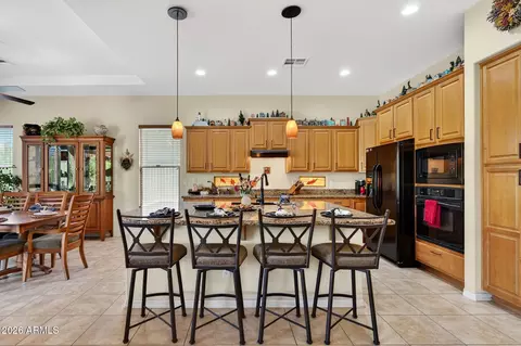 Kitchen - 4744 E Carob Dr, Gilbert, AZ 85298 photo 1 of 9