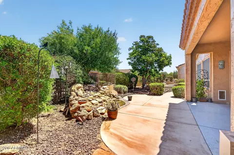 Exterior - 4744 E Carob Dr, Gilbert, AZ 85298 photo 4 of 17