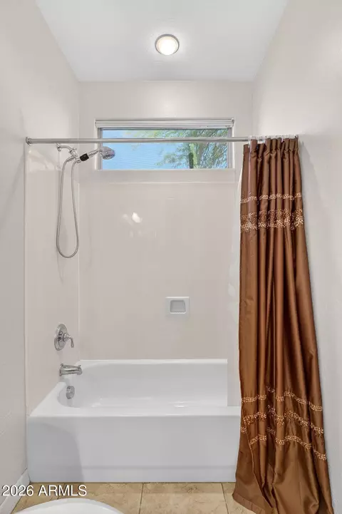 Bath - 4744 E Carob Dr, Gilbert, AZ 85298 photo 7 of 14