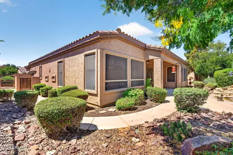 Exterior - 4744 E Carob Dr, Gilbert, AZ 85298 photo 2 of 17