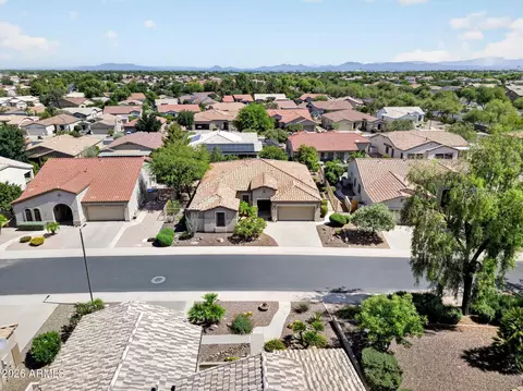 View/Area - 4744 E Carob Dr, Gilbert, AZ 85298 photo 4 of 15