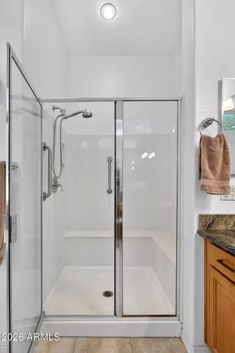 Bath - 4744 E Carob Dr, Gilbert, AZ 85298 photo 5 of 14