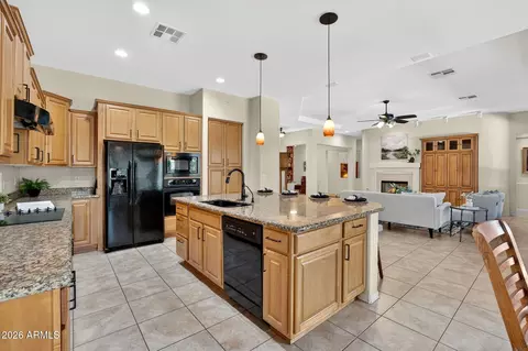 Kitchen - 4744 E Carob Dr, Gilbert, AZ 85298 photo 1 of 5