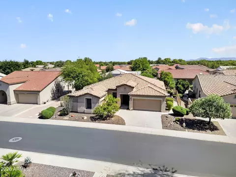 View/Area - 4744 E Carob Dr, Gilbert, AZ 85298 photo 3 of 15