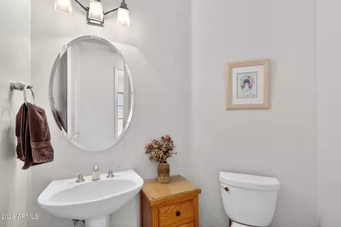 Bath - 4744 E Carob Dr, Gilbert, AZ 85298 photo 8 of 14