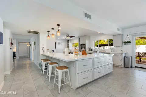 Kitchen - 8219 N 3rd Ave, Phoenix, AZ 85021 photo 7 of 7