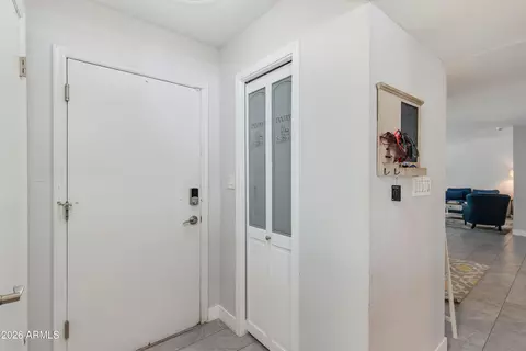 Entry Way - 8219 N 3rd Ave, Phoenix, AZ 85021 photo 3 of 3