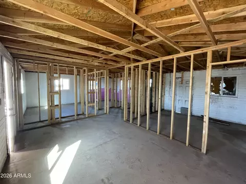 Entry Way - 5031 S 36th Dr, Phoenix, AZ 85041 photo 1 of 3