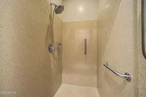 Bath - 3163 E Oriole Dr, Gilbert, AZ 85297 photo 2 of 4