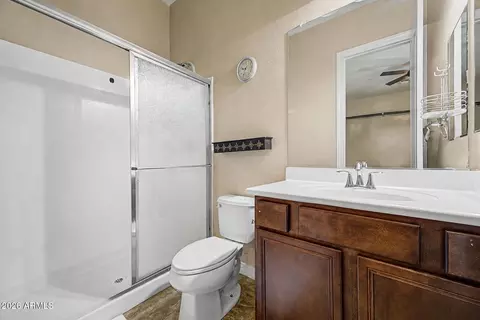 Bath - 3163 E Oriole Dr, Gilbert, AZ 85297 photo 3 of 4