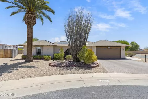 9202 W Pineridge Dr, Sun City, AZ 85351