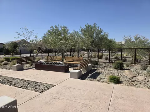 Exterior - 9750 S 12th St S, Phoenix, AZ 85042 photo 11 of 15