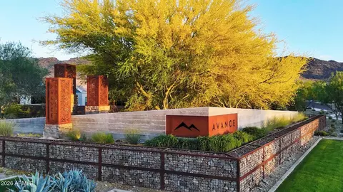 View/Area - 9750 S 12th St S, Phoenix, AZ 85042 photo 6 of 16