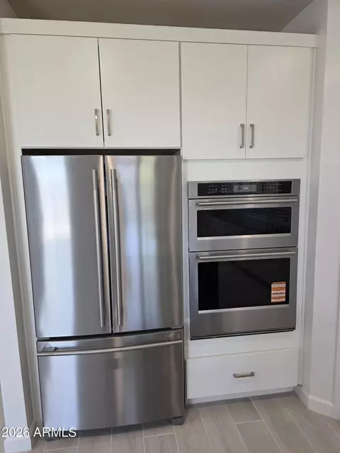 Kitchen - 9750 S 12th St S, Phoenix, AZ 85042 photo 3 of 5