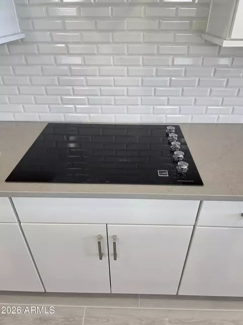 Kitchen - 9750 S 12th St S, Phoenix, AZ 85042 photo 5 of 5