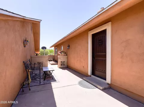 Exterior - 1224 N Acacia Rd, Apache Junction, AZ 85119 photo 3 of 10