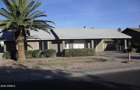 7630 W Avalon Dr, Phoenix, AZ 85033