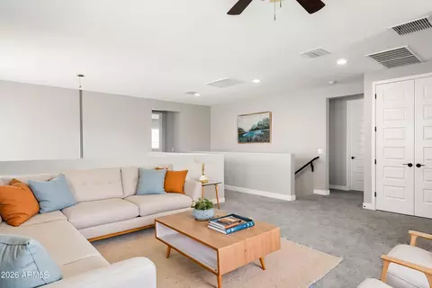 Entry Way - 3511 E Crest Ln, Phoenix, AZ 85050 photo 2 of 3