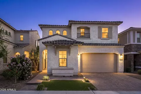 3511 E Crest Ln, Phoenix, AZ 85050