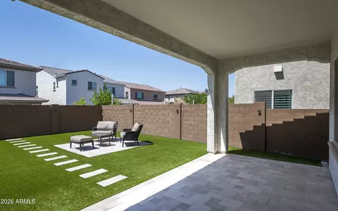 Exterior - 3511 E Crest Ln, Phoenix, AZ 85050 photo 2 of 8