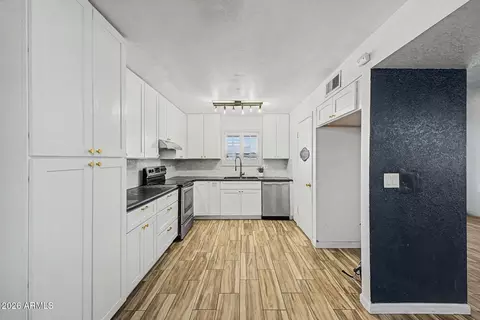 Kitchen - 329 E Juniper St, Mesa, AZ 85201 photo 1 of 2